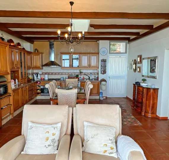 Продажа  отдельно стоящей виллы в Mijas