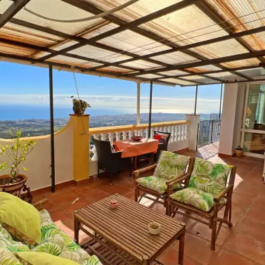 Sale of detached villa in Mijas