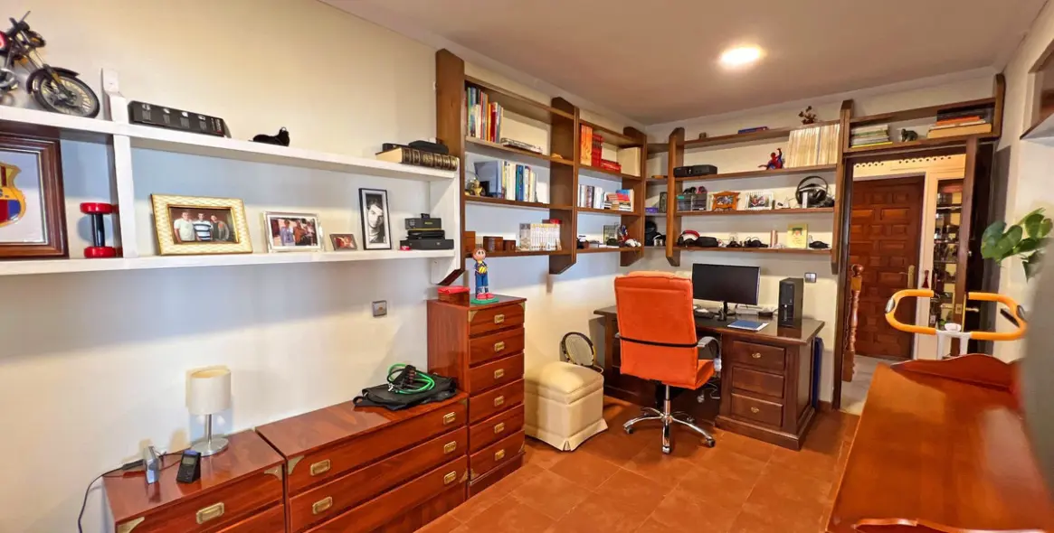 Sale of detached villa in Mijas 12