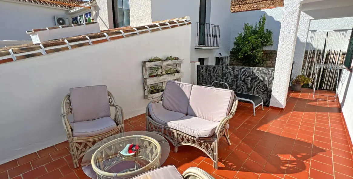 Продажа  отдельно стоящей виллы в Mijas 23