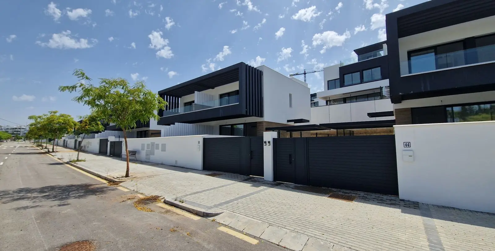 Sale of semi-detached house in Atalaya 2