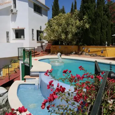 Sale of detached villa in Torrox