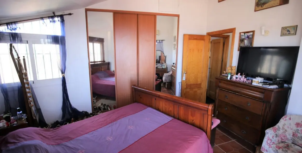 Sale of detached villa in Torrox 27