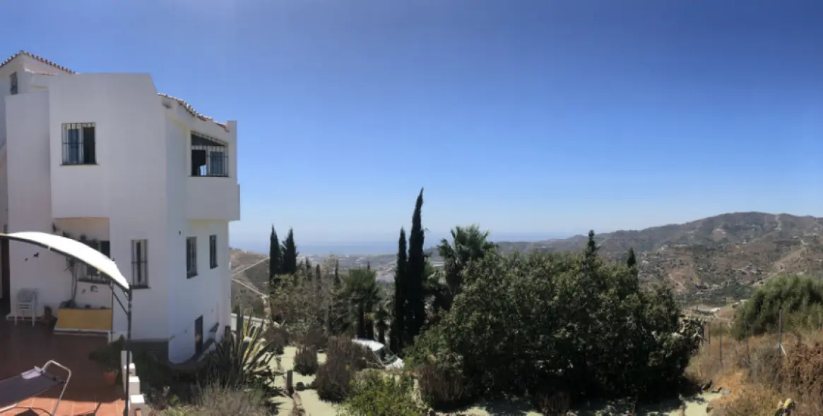 Sale of detached villa in Torrox 42