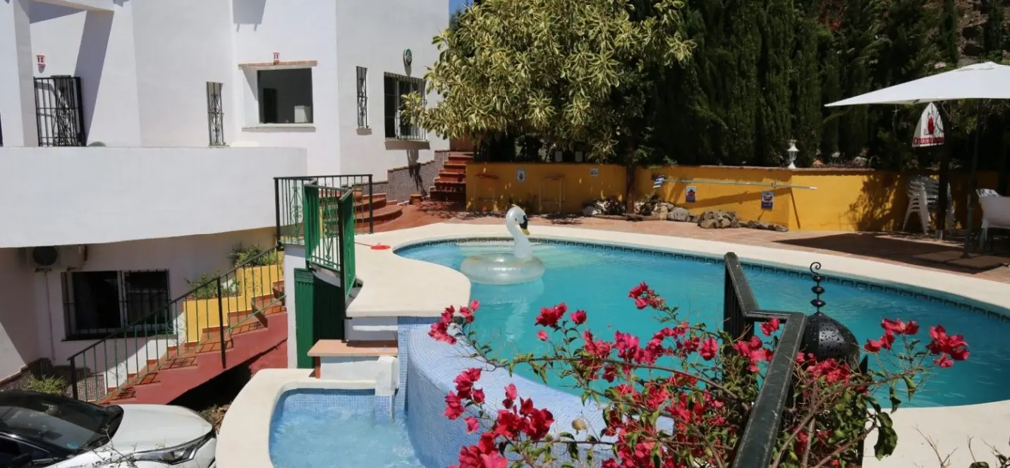 Sale of detached villa in Torrox 3