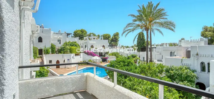 Townhouse R5060986 2