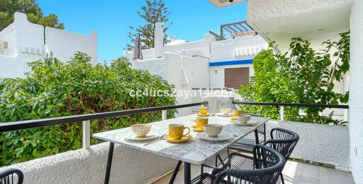 Sale of townhouse in Nueva Andalucía 8