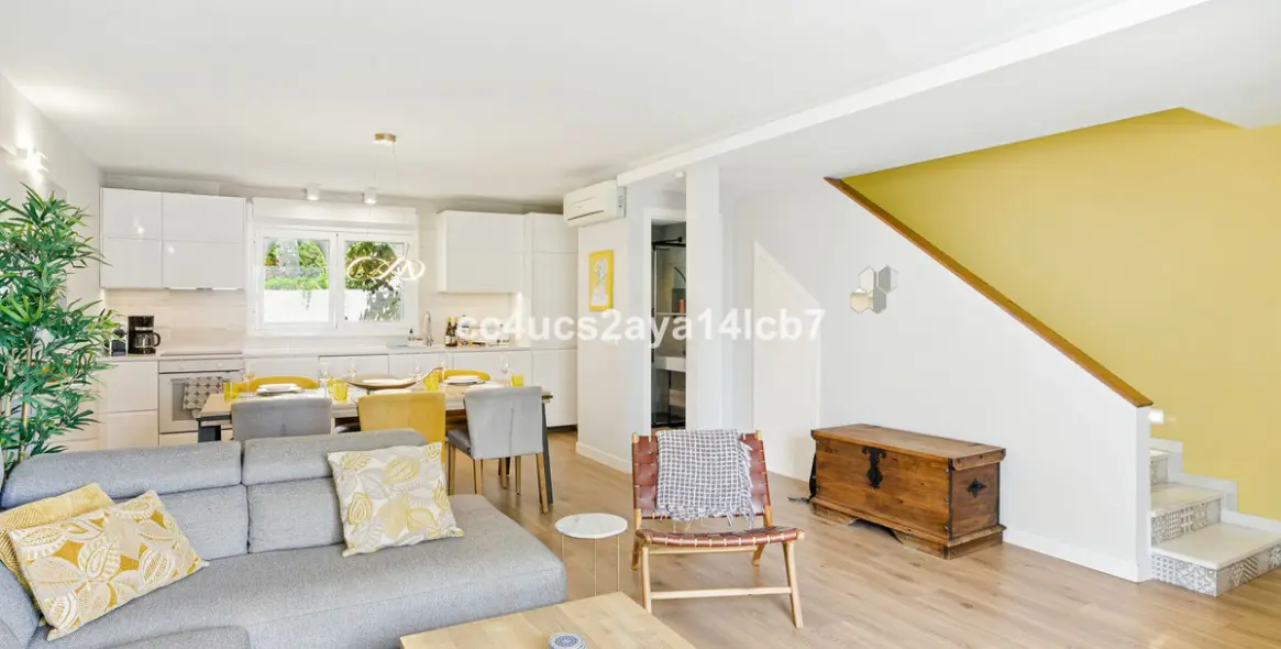 Sale of townhouse in Nueva Andalucía 20