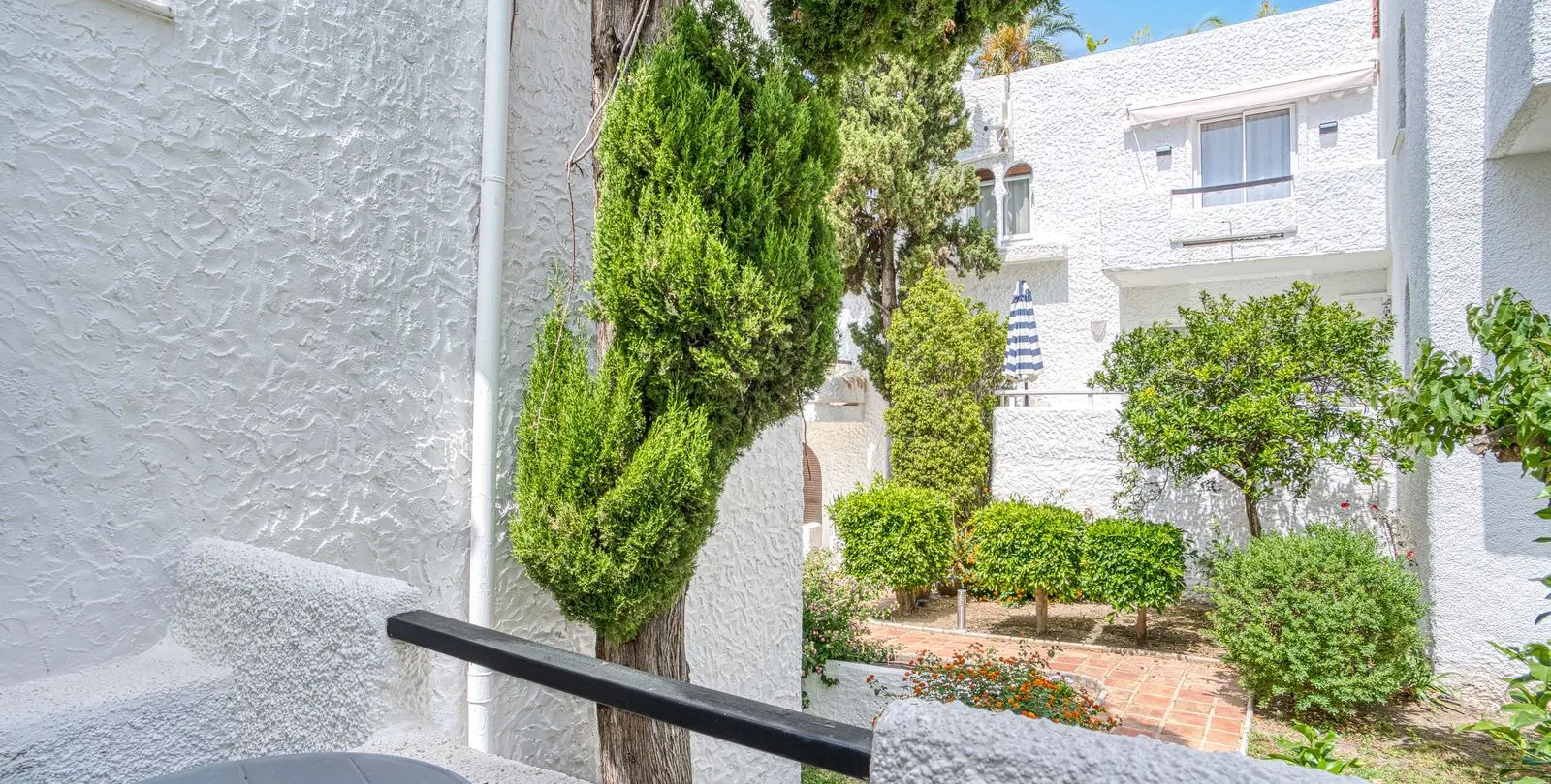 Venta de adosado en Nueva Andalucía 10