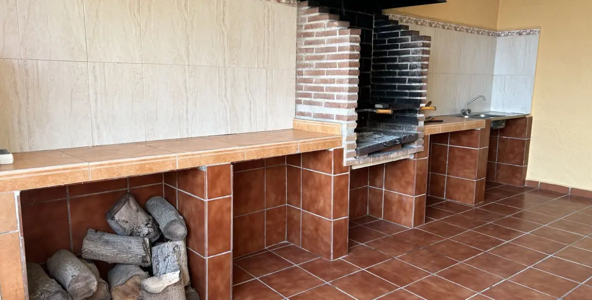 Sale of detached villa in Nerja 12