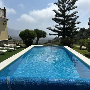Sale of detached villa in Nerja