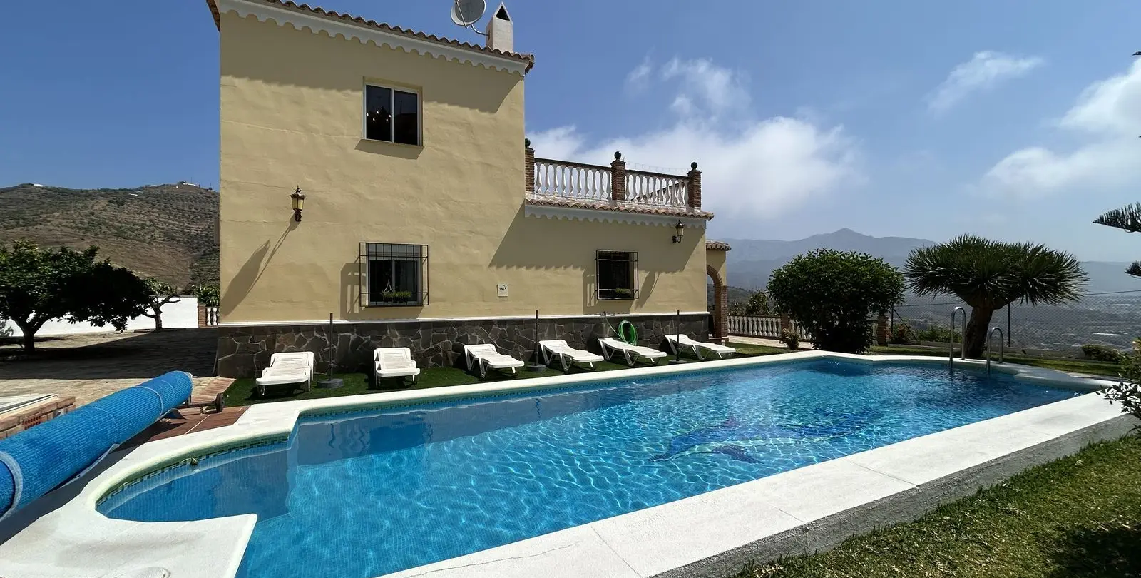 Venta de villa independiente en Nerja 2