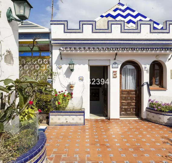 Oтдельно стоящая вилла R5057755