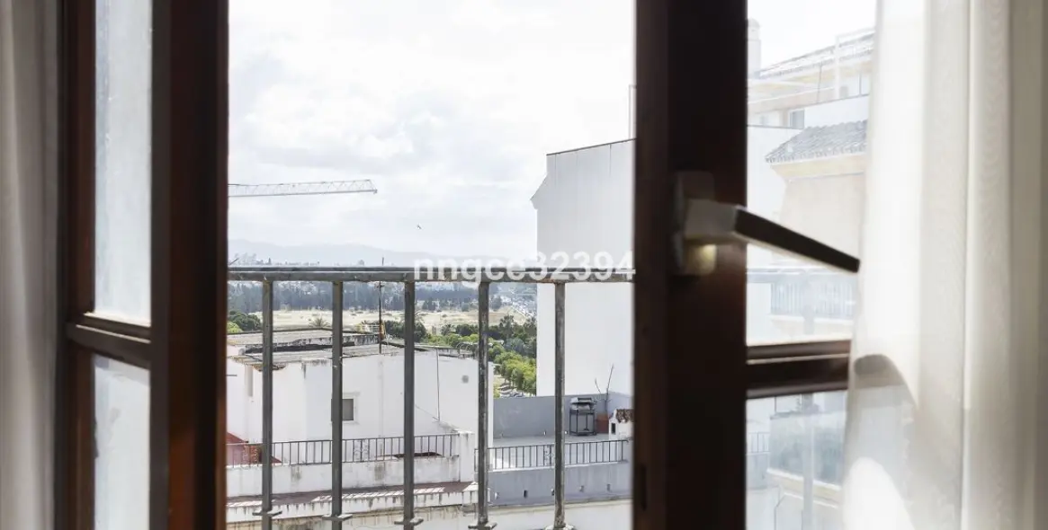 Продажа  отдельно стоящей виллы в San Pedro de Alcántara (район San Pedro de Alcántara) 13