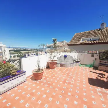 Продажа  отдельно стоящей виллы в San Pedro de Alcántara