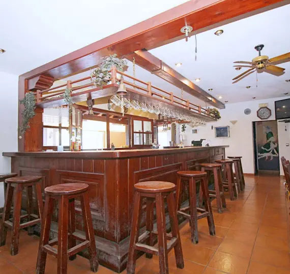 Sale of bar in Marbesa