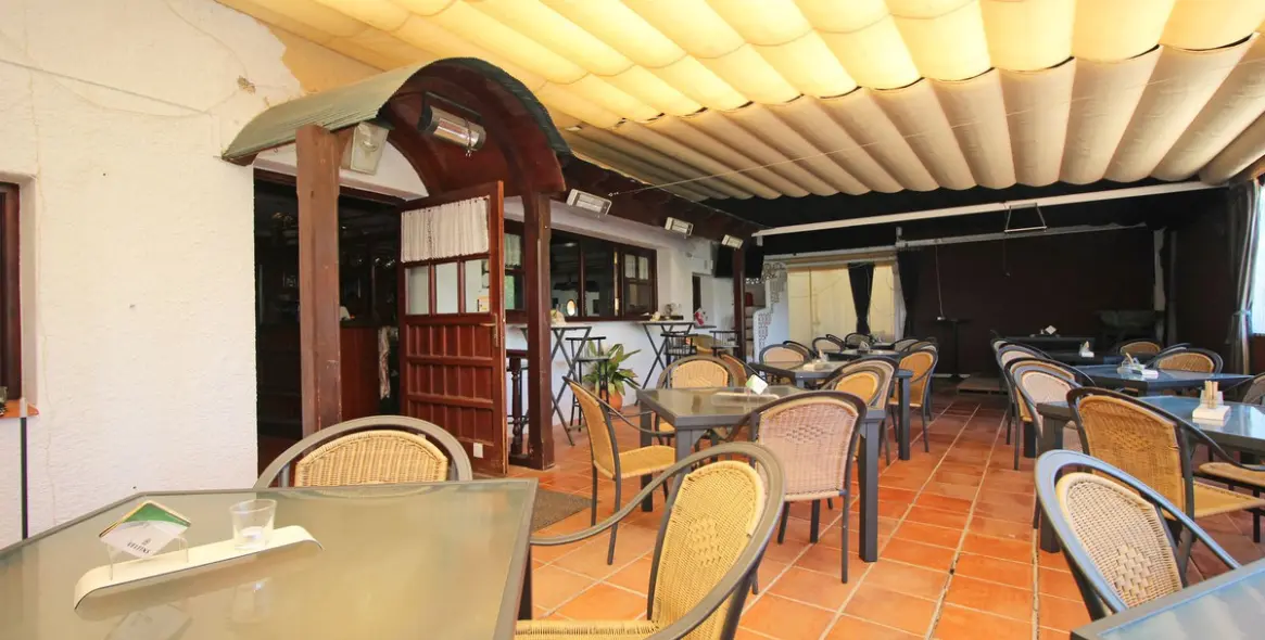 Sale of bar in Marbesa 21