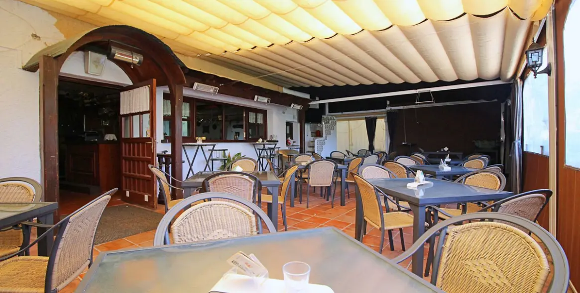 Sale of bar in Marbesa 22