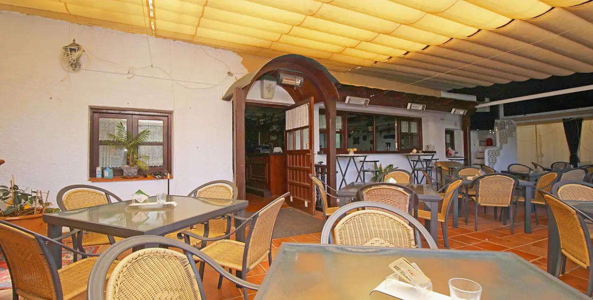 Sale of bar in Marbesa 23