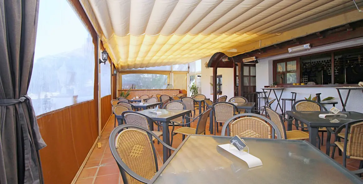 Sale of bar in Marbesa 25