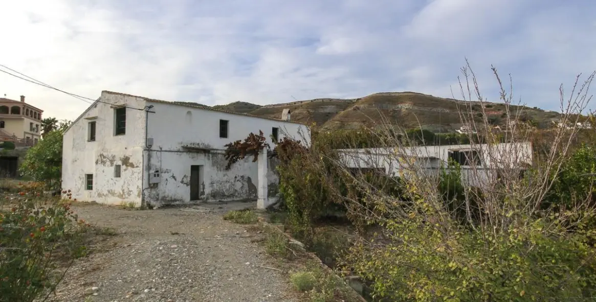Sale of residential plot in Coín 1