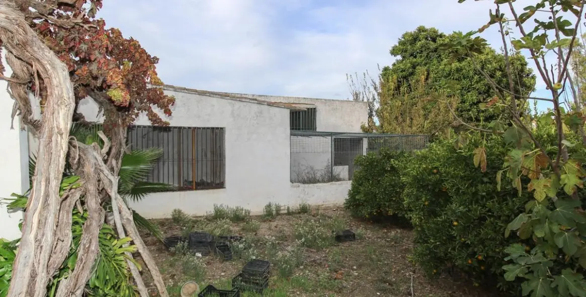 Sale of residential plot in Coín 29