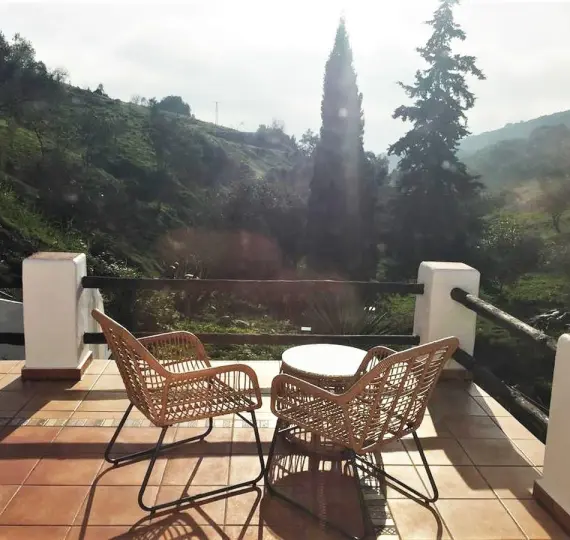 Venta de finca - cortijo en Casares