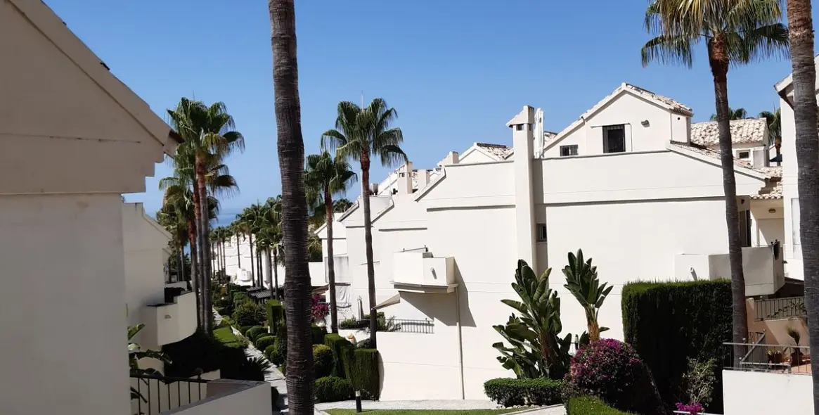 Продажа таунхауса в Las Chapas 3