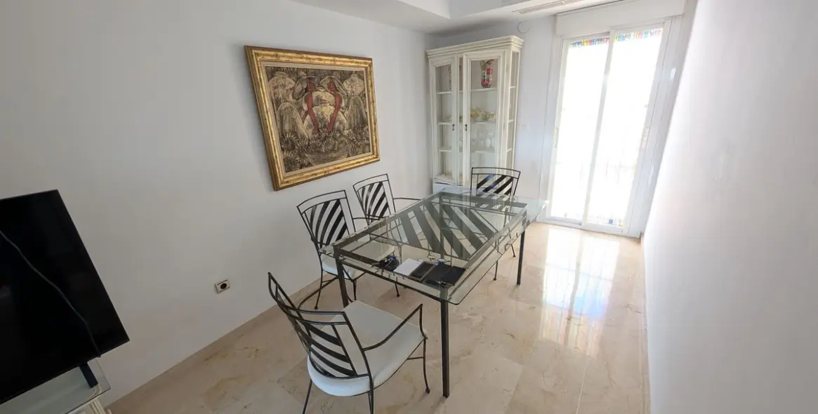 Продажа таунхауса в Las Chapas 17