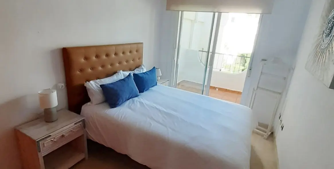 Sale of townhouse in Las Chapas 23