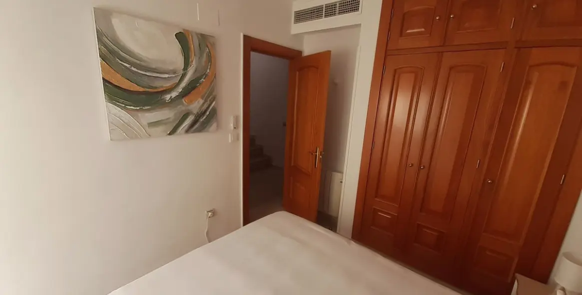 Sale of townhouse in Las Chapas 24