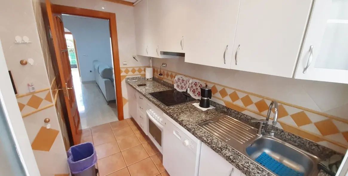 Sale of townhouse in Las Chapas 31