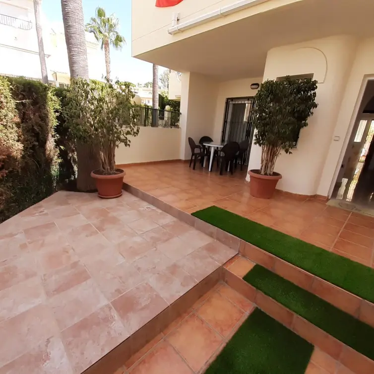 Sale of townhouse in Las Chapas