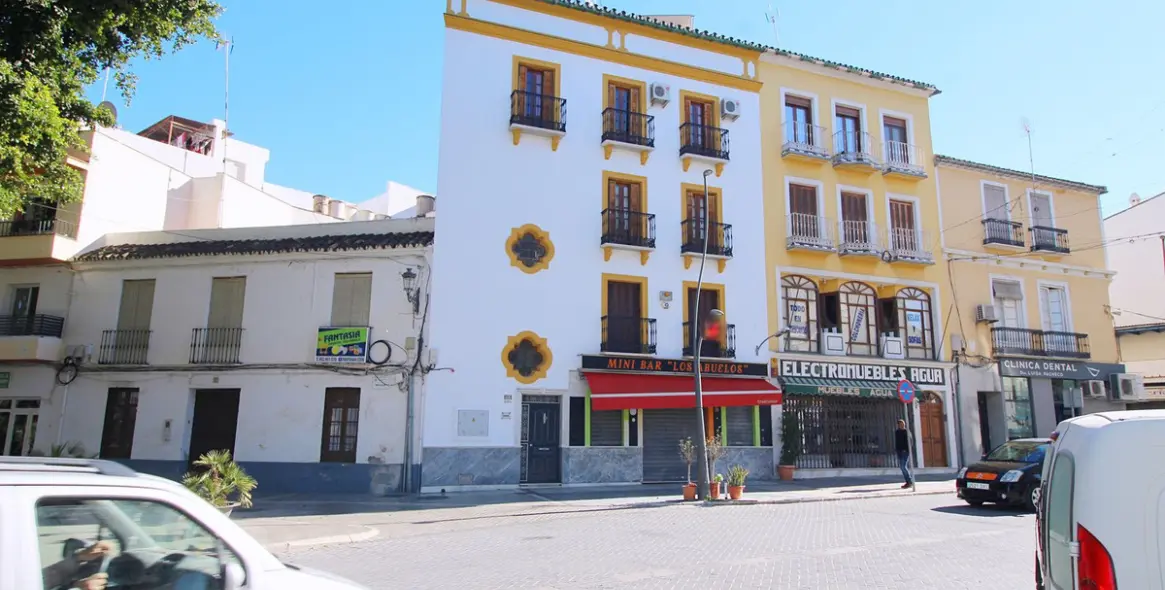 Sale of other in Coín 1