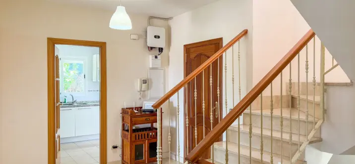 Sale of detached villa in Cerros del Aguila 2