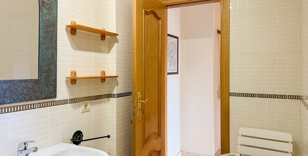 Продажа  отдельно стоящей виллы в Cerros del Aguila 43