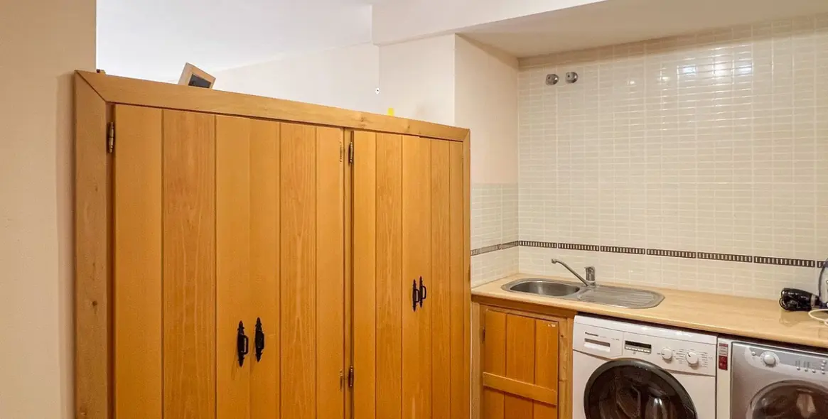 Продажа  отдельно стоящей виллы в Cerros del Aguila 44