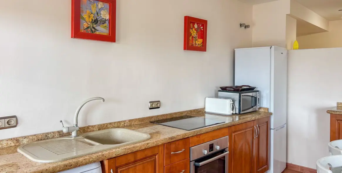 Продажа  отдельно стоящей виллы в Cerros del Aguila 45