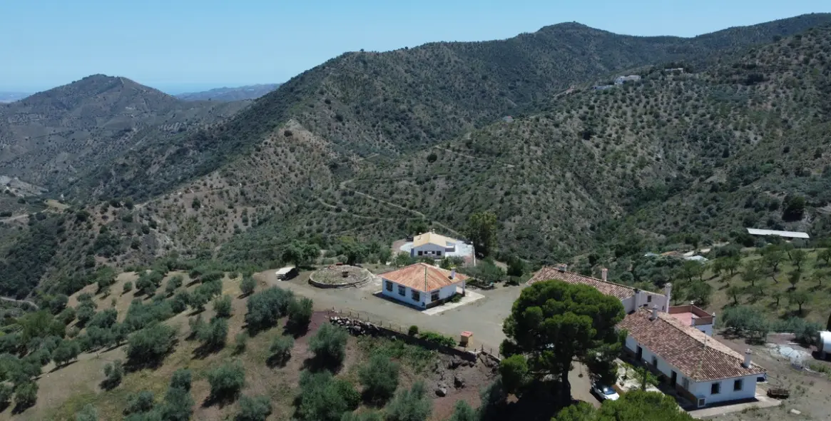 Sale of detached villa in Comares 6