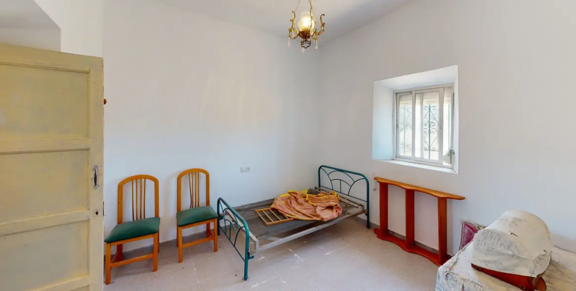 Sale of detached villa in Comares 12