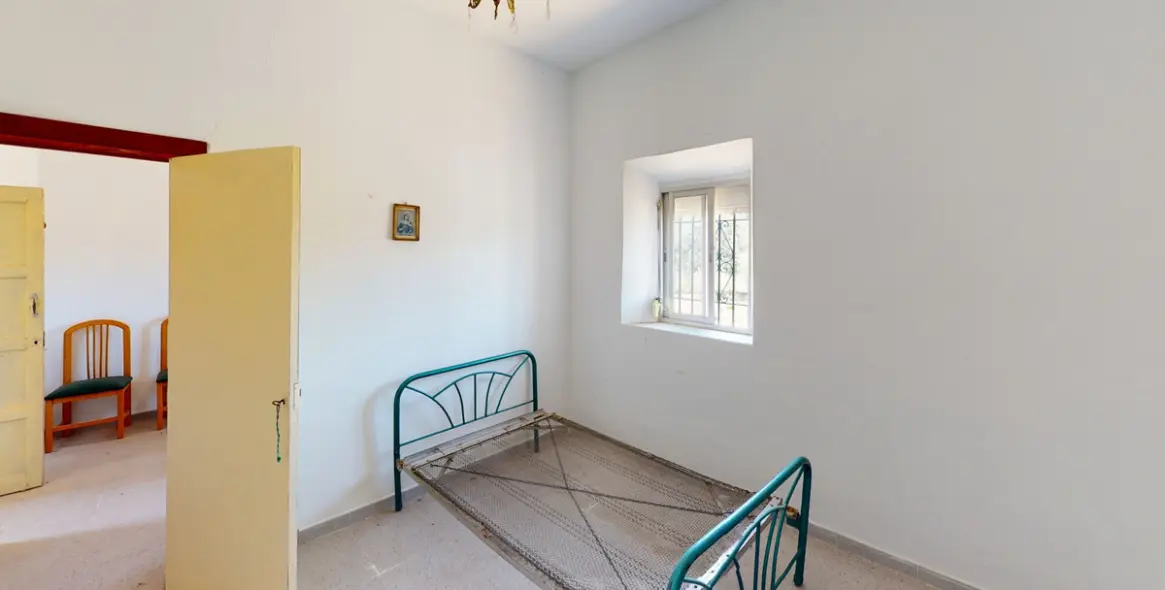 Sale of detached villa in Comares 13