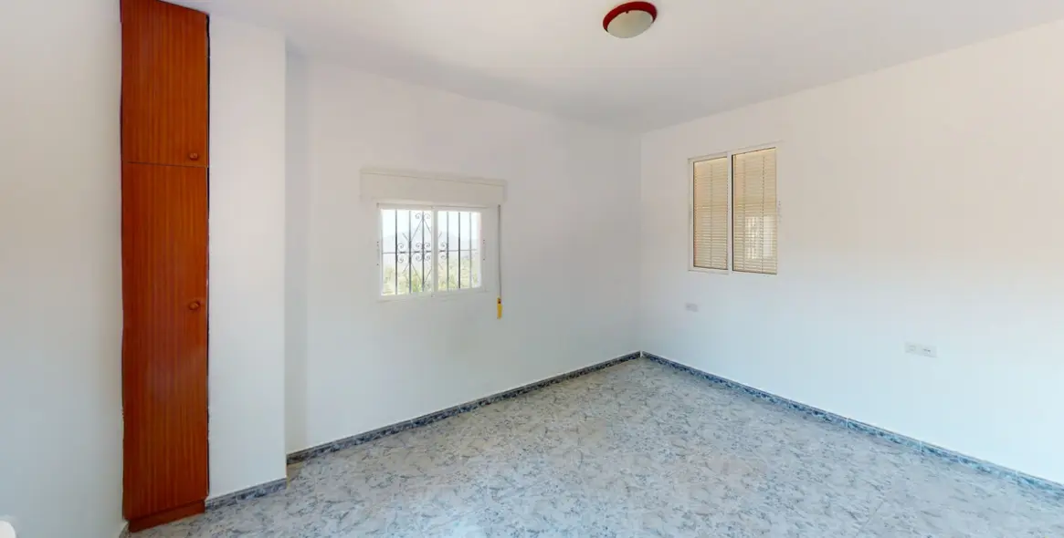 Sale of detached villa in Comares 21