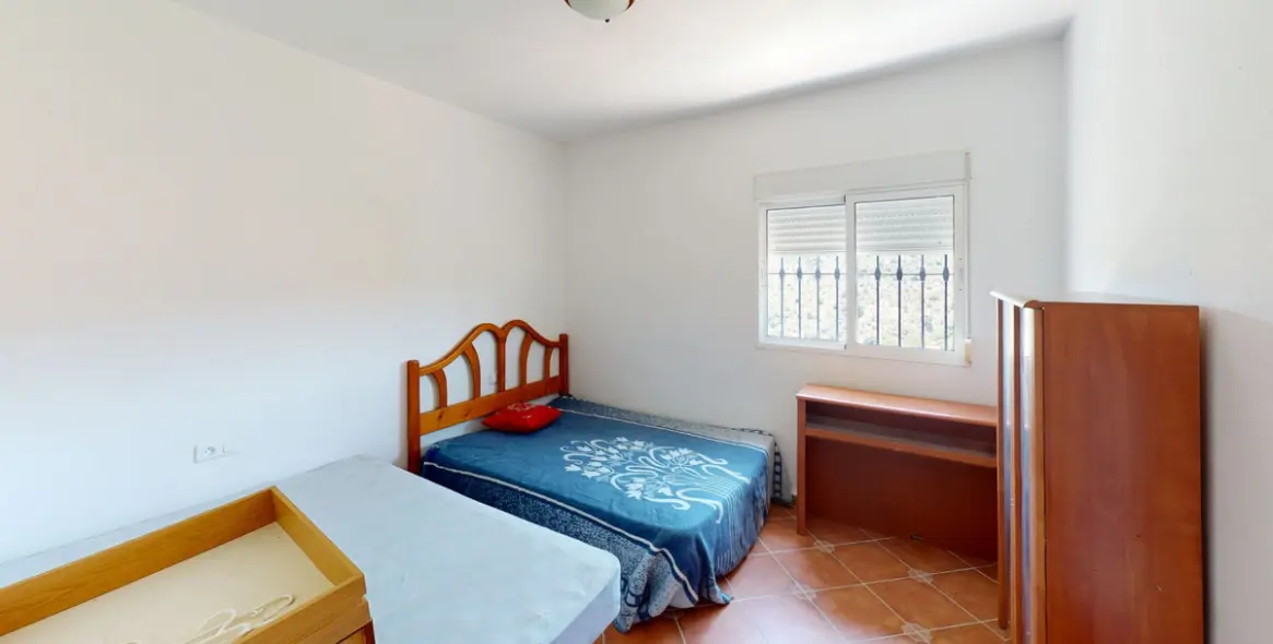 Sale of detached villa in Comares 37