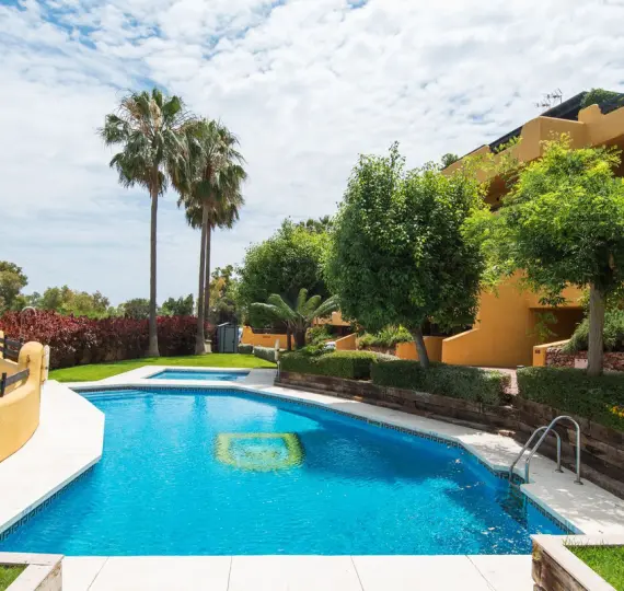 Long-term rent of townhouse in Nagüeles