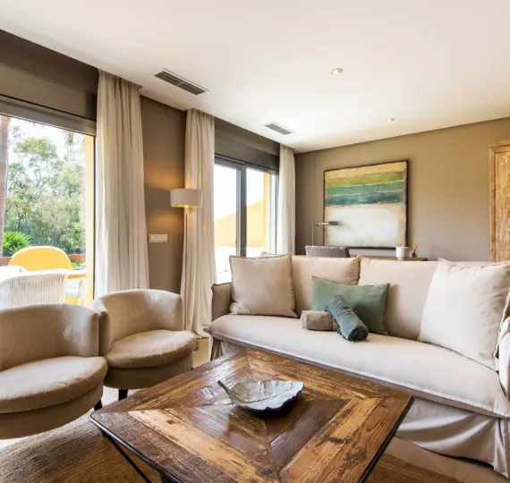 Long-term rent of townhouse in Nagüeles