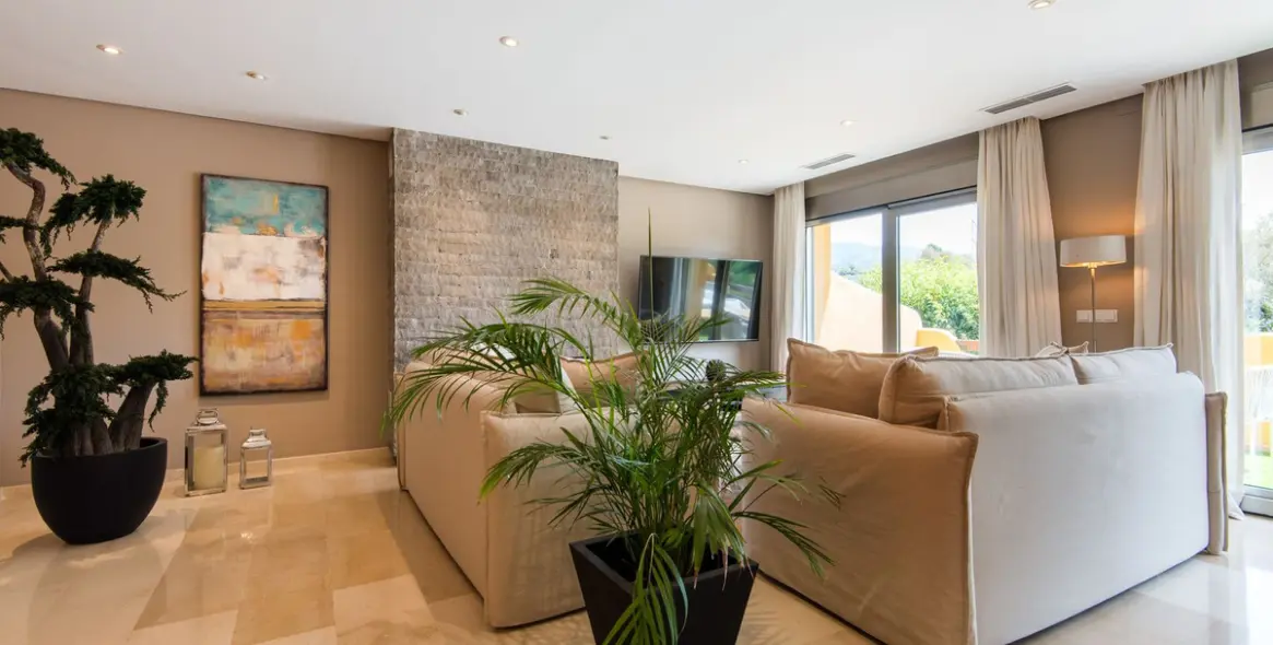 Long-term rent of townhouse in Nagüeles 9