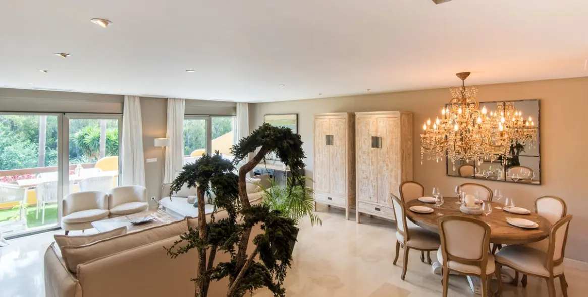 Long-term rent of townhouse in Nagüeles 11