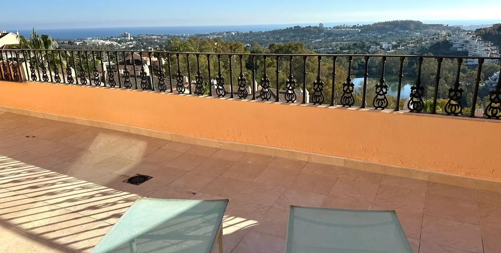 Sale of penthouse duplex in Nueva Andalucía 4