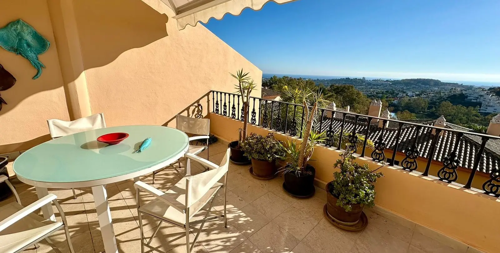 Sale of penthouse duplex in Nueva Andalucía 5