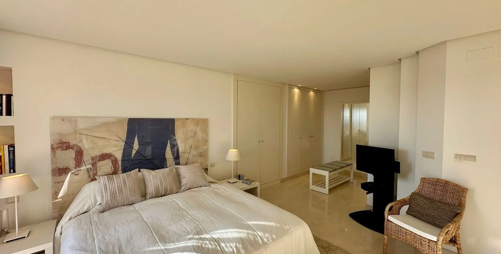 Sale of penthouse duplex in Nueva Andalucía 12